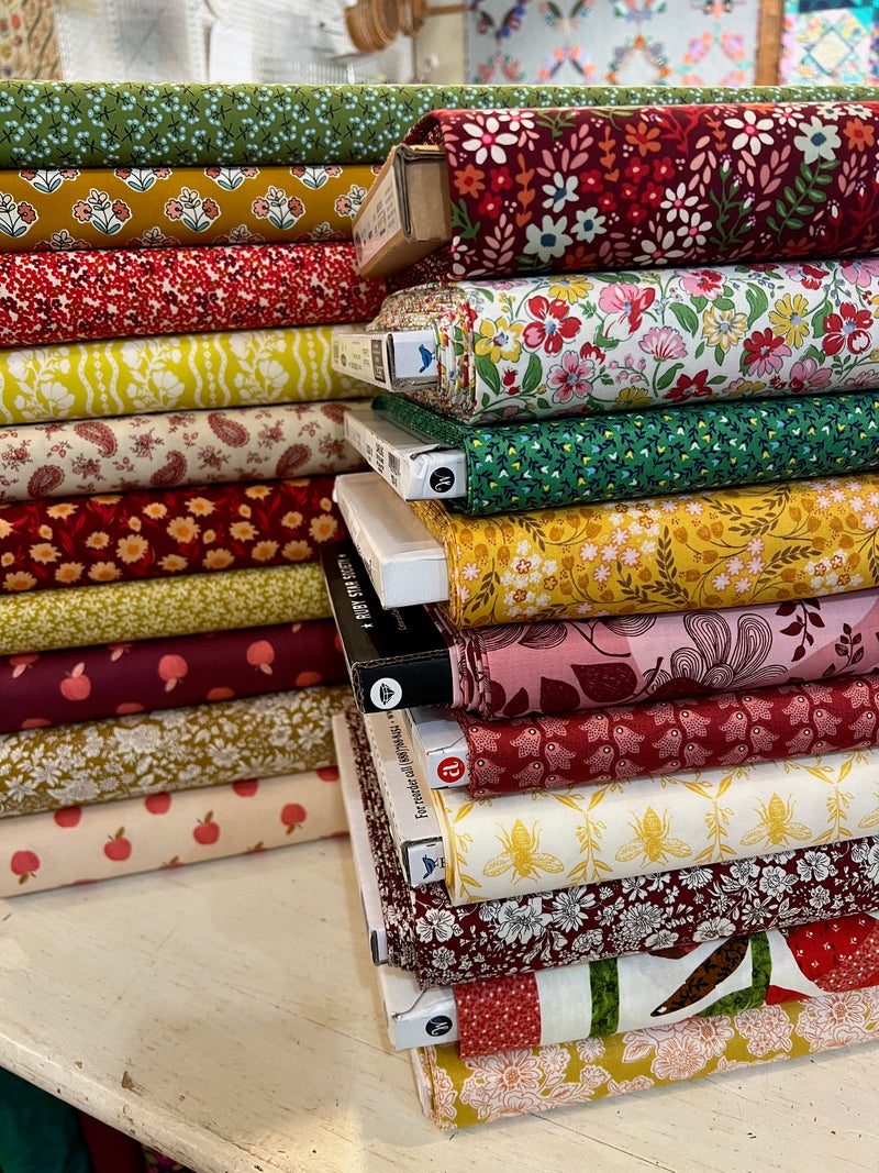 Apple Picking Fat Quarter Bundle