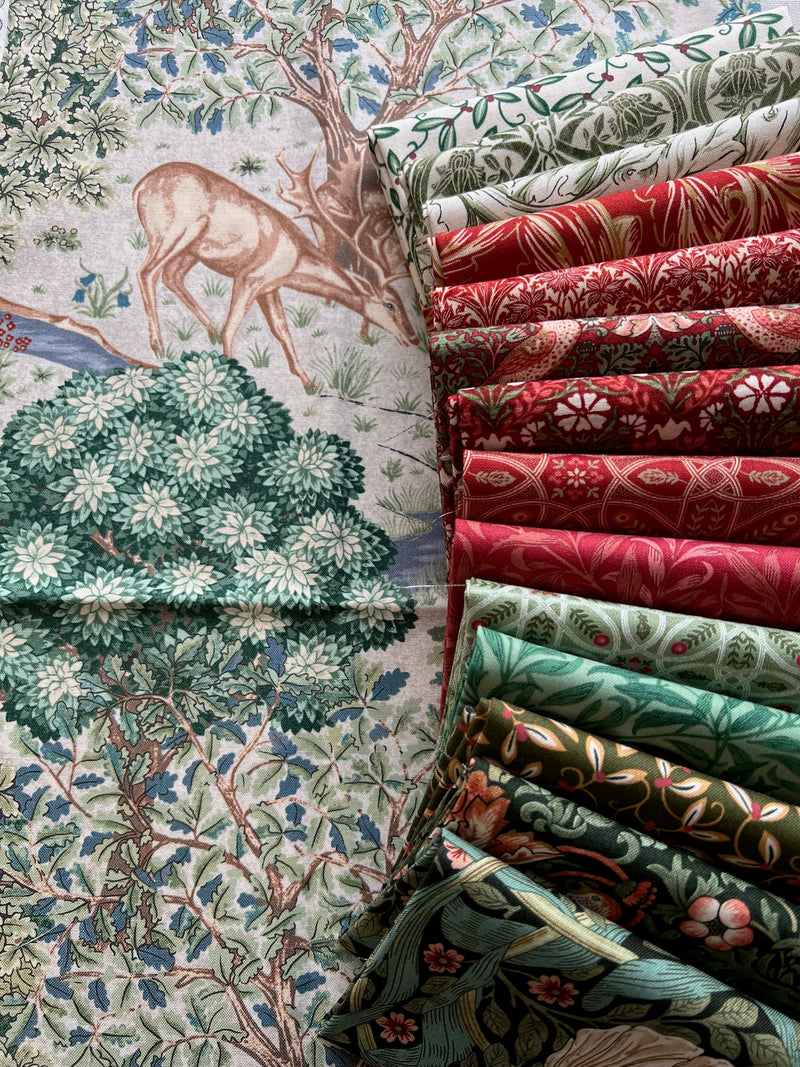 William Morris Cotswold Holiday Fat Quarter Set