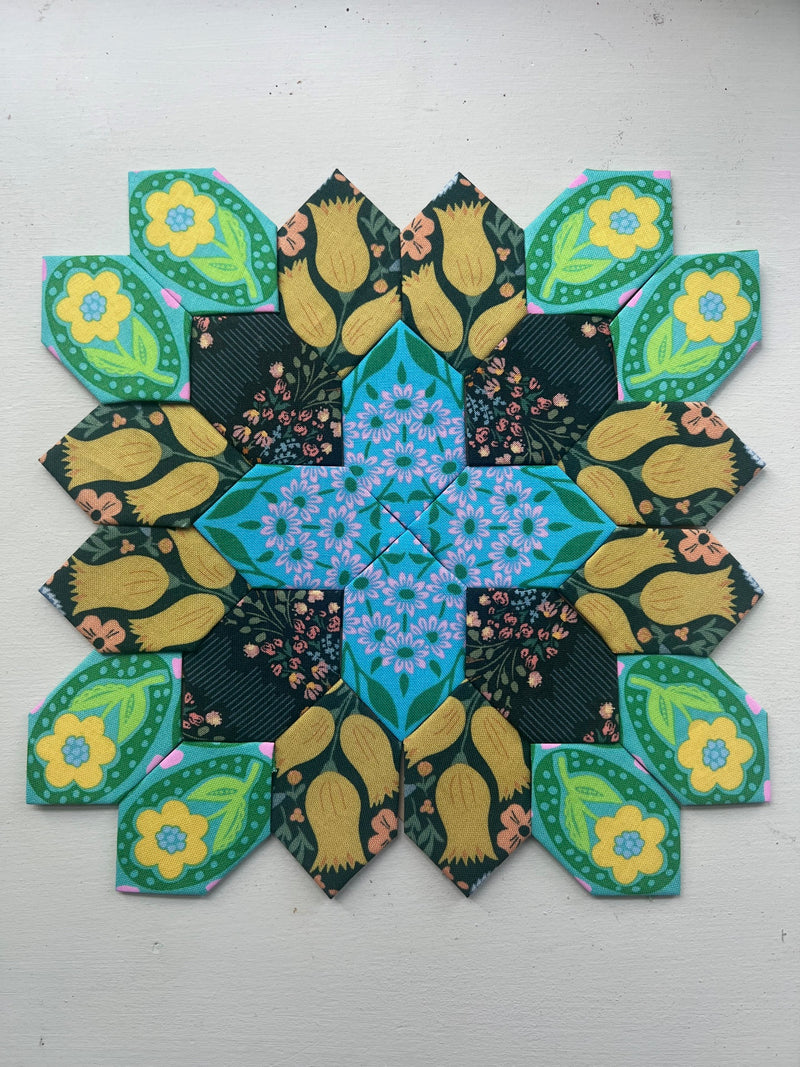 Fields and Flowers (Lucy Boston Sunday Kit 378)